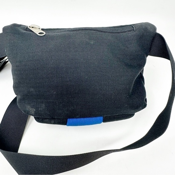 Vintage 1990’s Columbia Fanny Pack Belt Bag - Picture 2 of 8